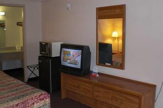 Knights Inn Columbus/Franklinton Zewnętrze zdjęcie